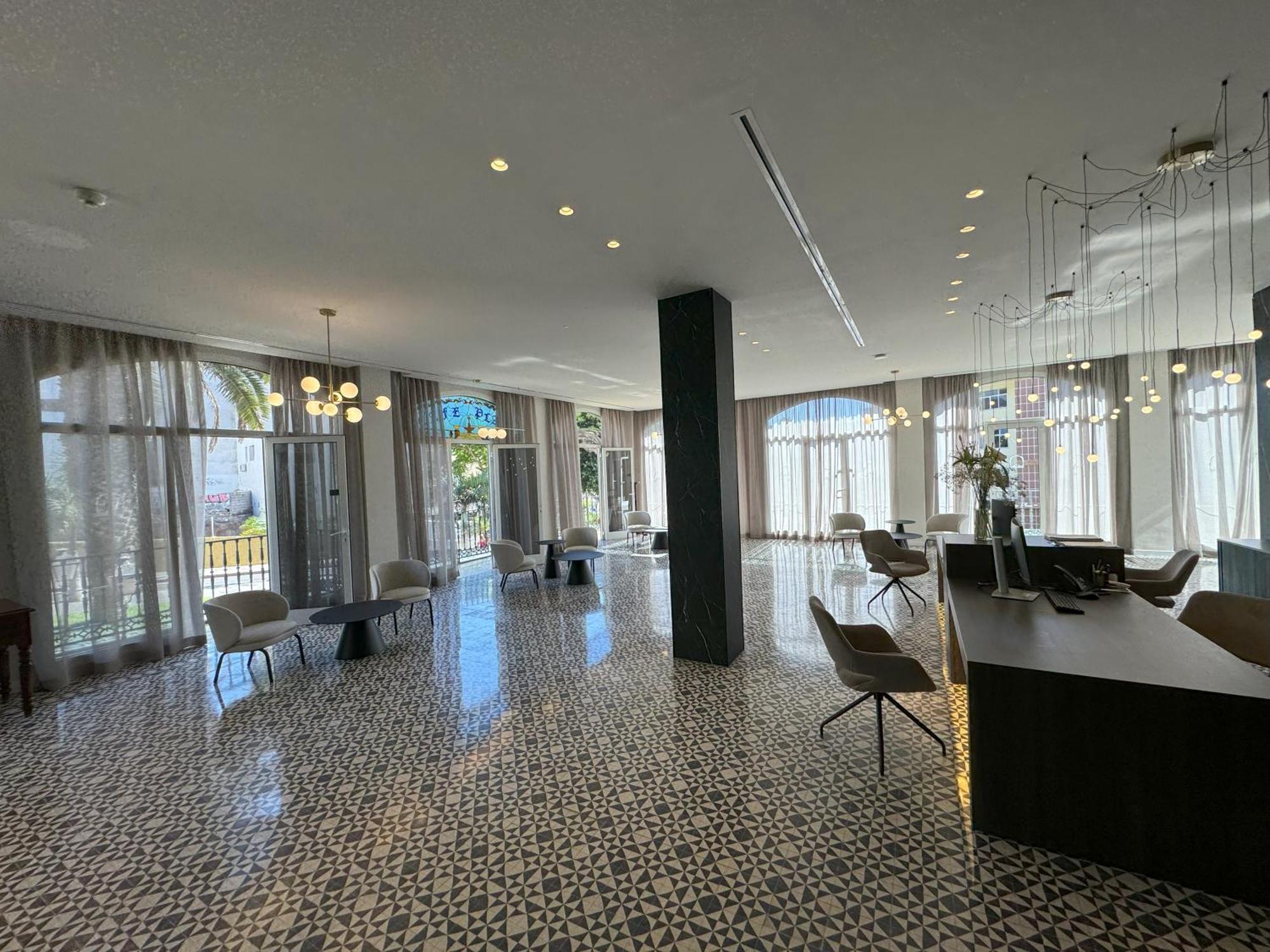 Hotel Reveron Plaza Los Cristianos  Kültér fotó