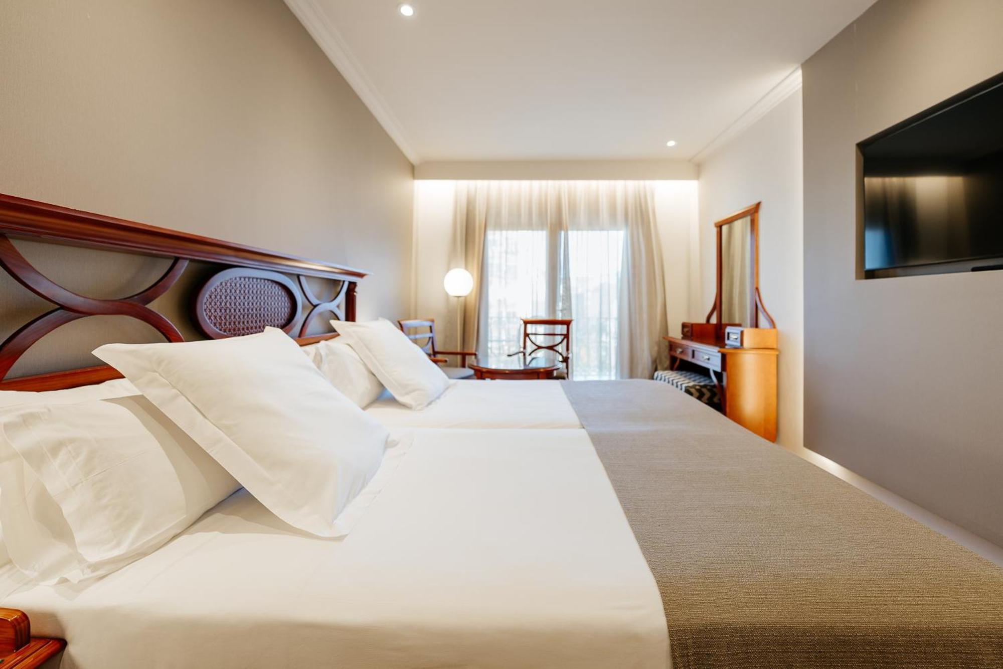 Hotel Reveron Plaza Los Cristianos  Kültér fotó