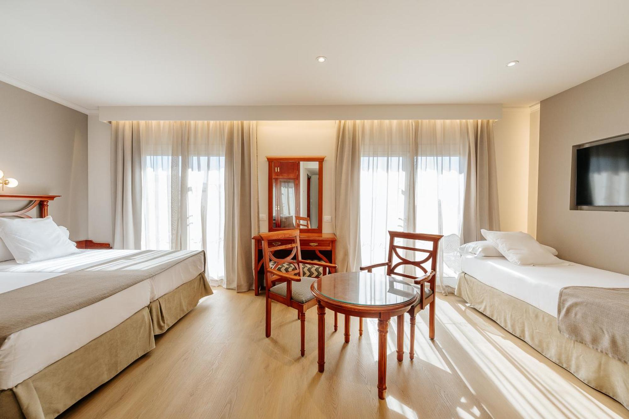 Hotel Reveron Plaza Los Cristianos  Kültér fotó