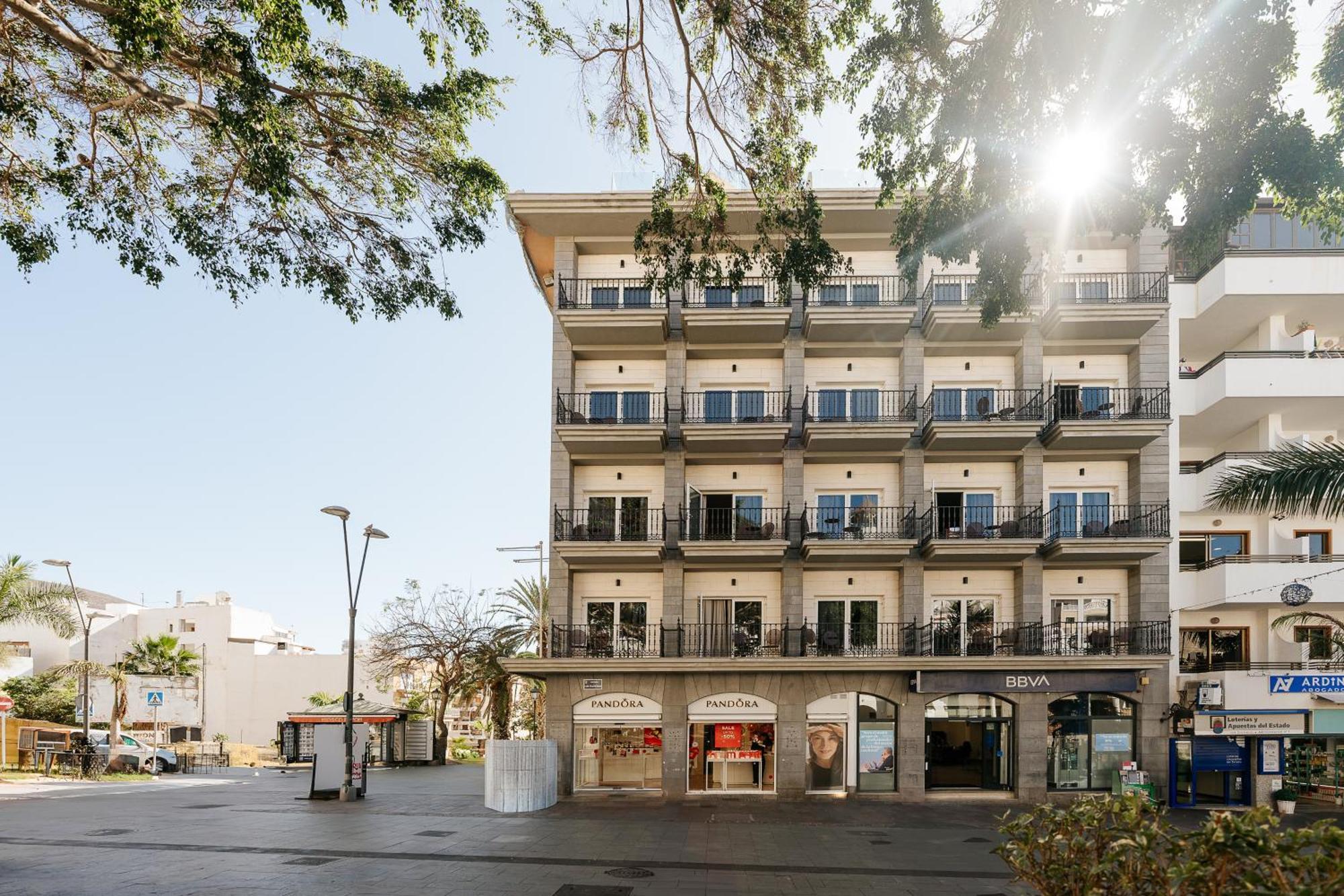 Hotel Reveron Plaza Los Cristianos  Kültér fotó