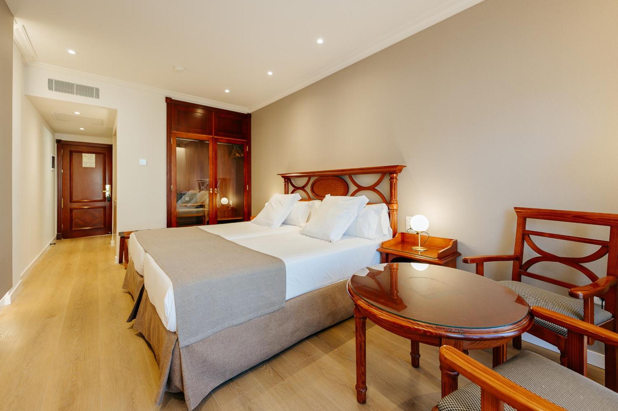 Hotel Reveron Plaza Los Cristianos  Kültér fotó