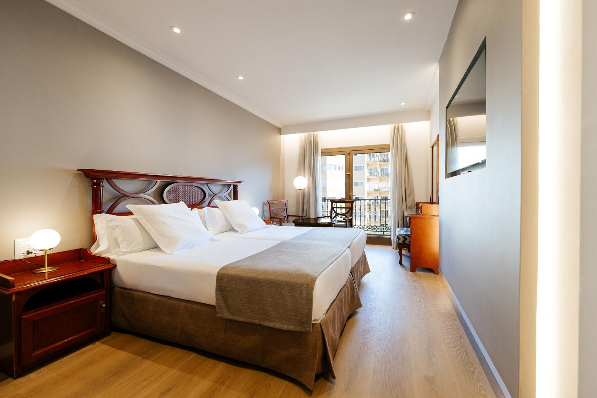 Hotel Reveron Plaza Los Cristianos  Kültér fotó